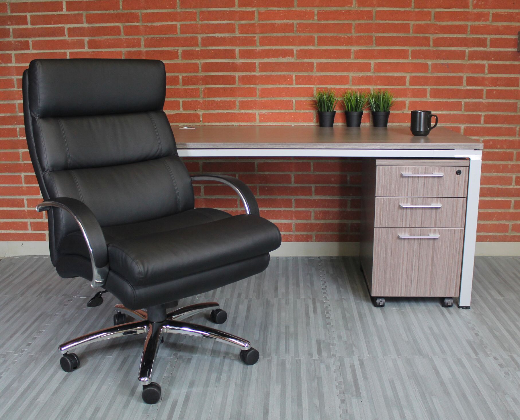 Padded Big and Tall Office Chair