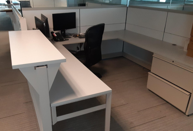 White top and chrome base break room tables